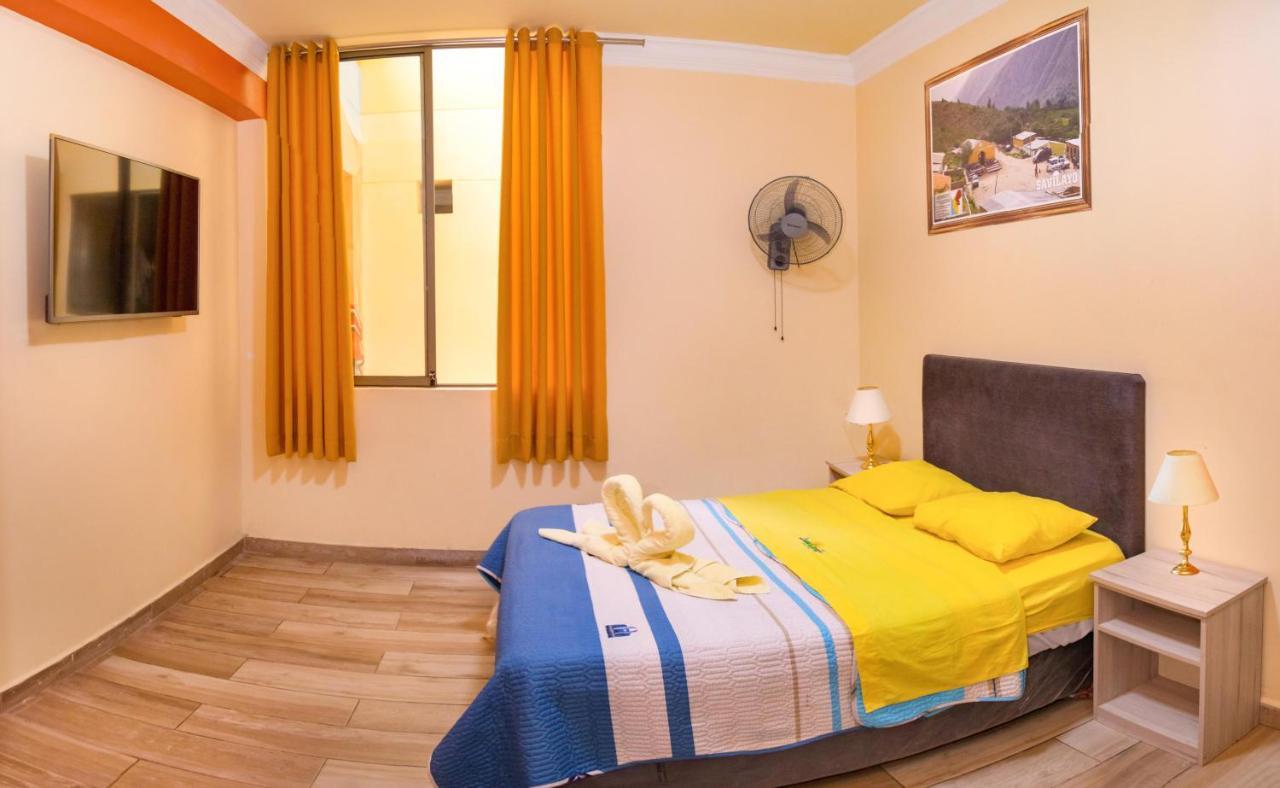 Hotel Savilayo Іка Екстер'єр фото