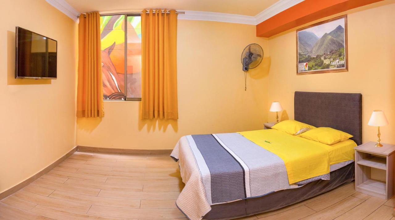 Hotel Savilayo Іка Екстер'єр фото